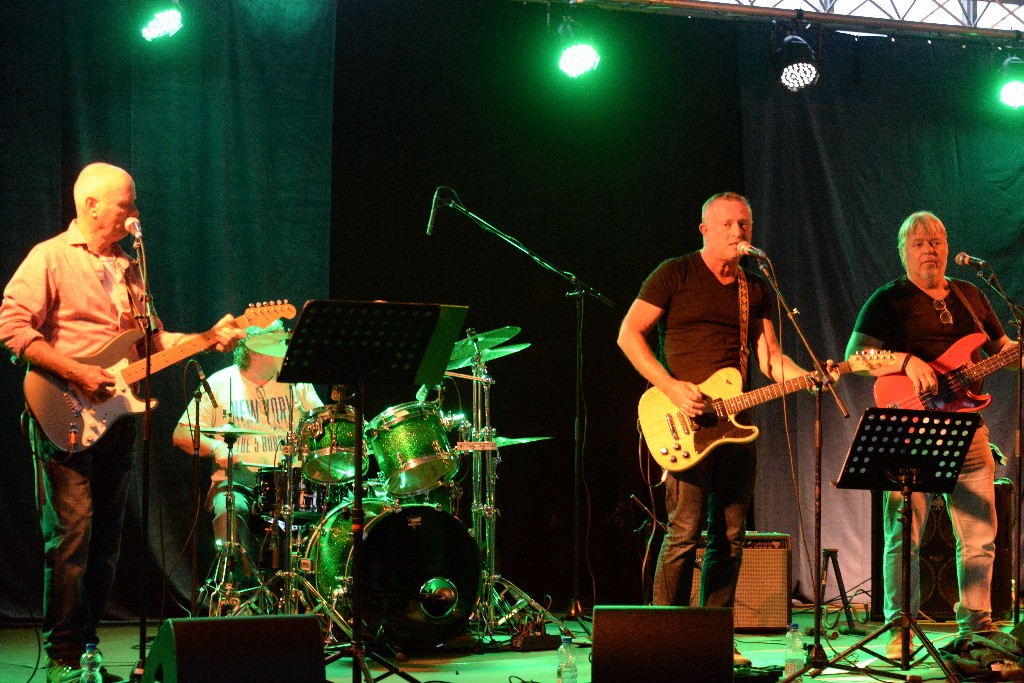 ../Images/Poppodium Noordwijk 't laatste nachie 061.jpg